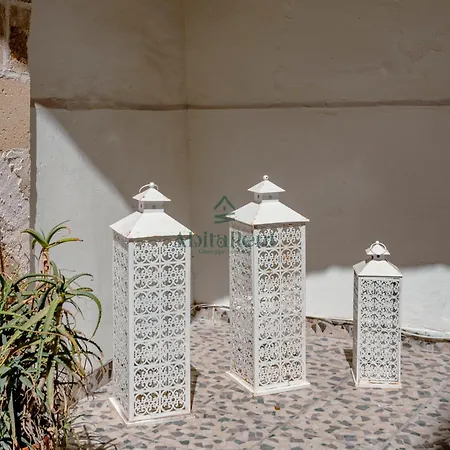 بيت ضيافة Palazzo Piccioli غالّيبولي