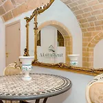 Palazzo Piccioli 3*
