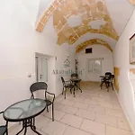 Palazzo Piccioli 3*