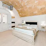 Palazzo Piccioli Affittacamere 3*