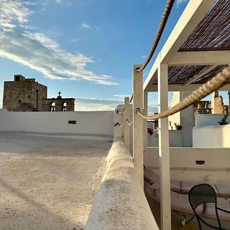 Palazzo Piccioli 3* 加利波利