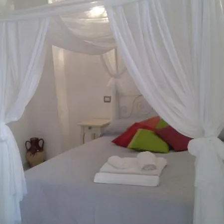 Palazzo Piccioli 3* 加利波利