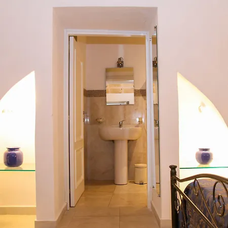 Palazzo Piccioli 3* 加利波利